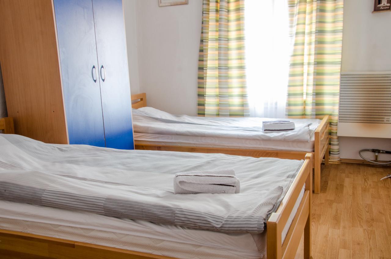 Guesthouse Unique Sarajevo Luaran gambar