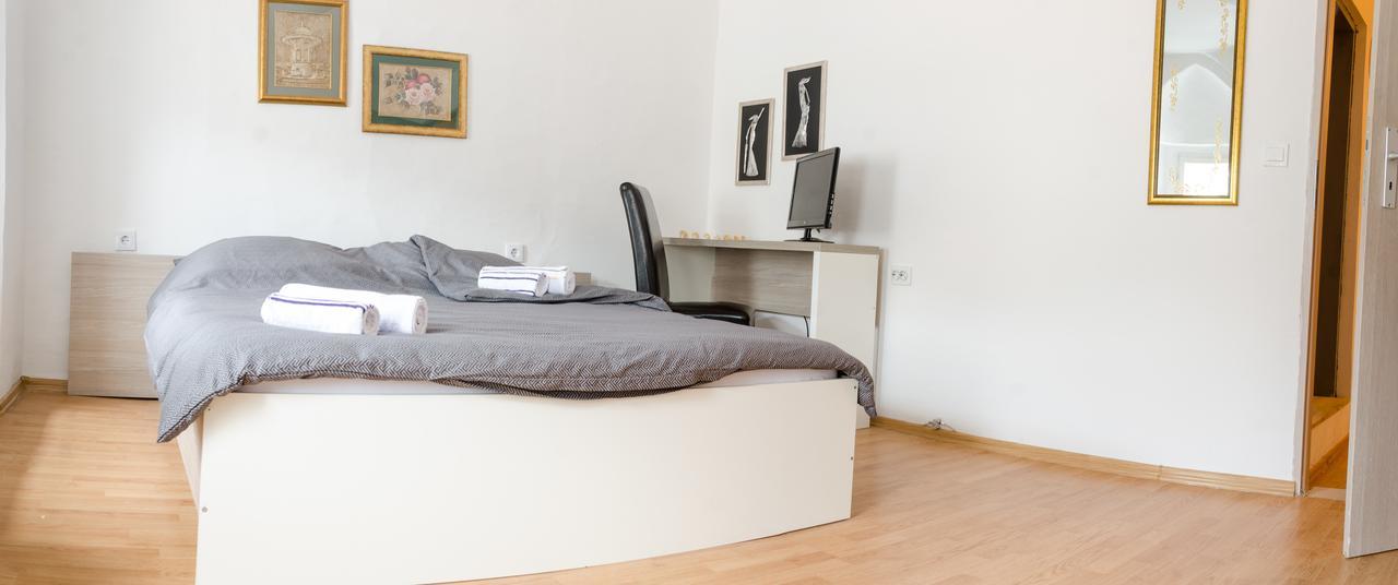Guesthouse Unique Sarajevo Luaran gambar